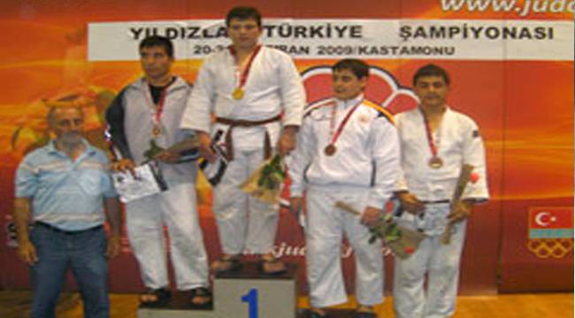 ÇAYSPOR'DAN JUDO'DA TÜRKİYE BİRİNCİLİĞİ