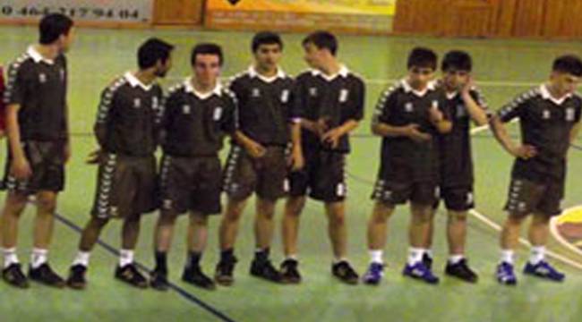 AZİZİYE KOLEJİ: 25 - RİZE GENÇLİK SPOR: 24