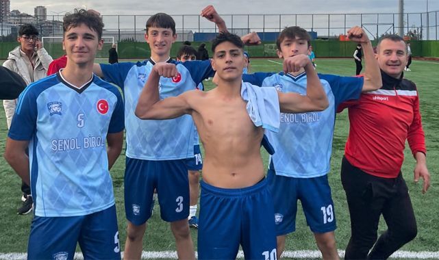 1918 Rize Futbol Kulübü U17 Şampiyonu oldu
