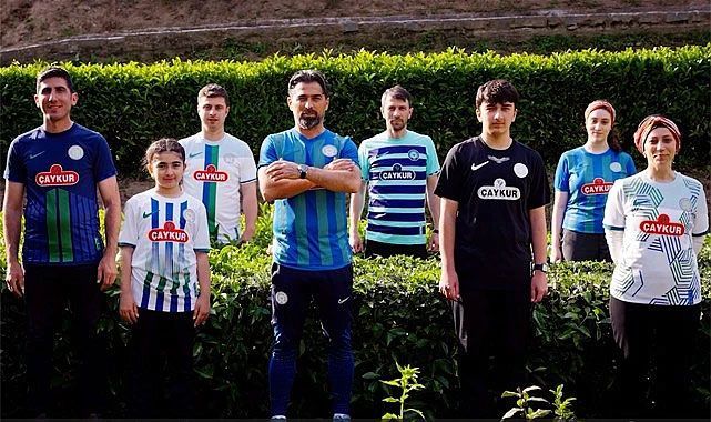 Çaykur Rizespor Yeni Sezon Formalarını tanıttı