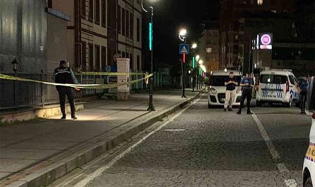 Rize'de sokak ortasında silahlı vurgun