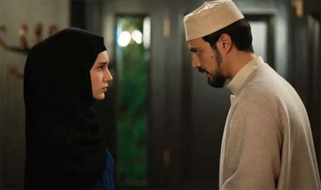 Kızıl Goncalar efsanesi dinmiyor: Cüneyd Efendi ve Zeynep sahneleri yeniden trend